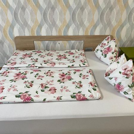 Olivia Studio Oradea Zewnętrze zdjęcie